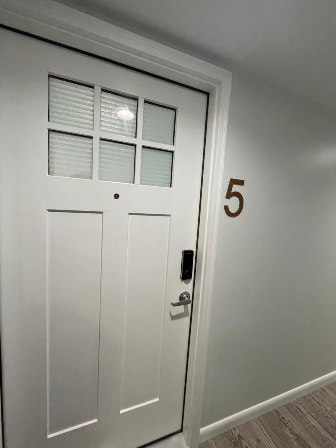 Apartamento Sonsak - Unit 5 Charlottesville Exterior foto